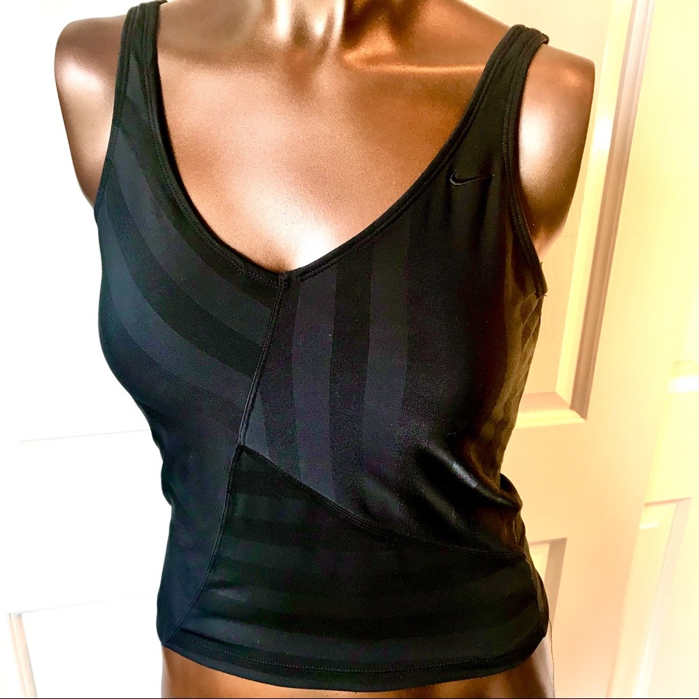 Nike Dri-fit Workout Tank w/built in bra